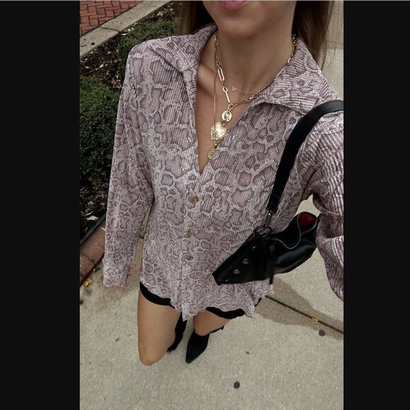 Show Me Your Mumu Overtime Button Down in Snake Pleat - Picture 4 of 9